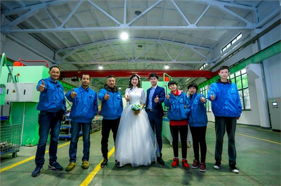 與車間員工一起為皖南電機點贊 與車間員工一起為皖南電機點贊