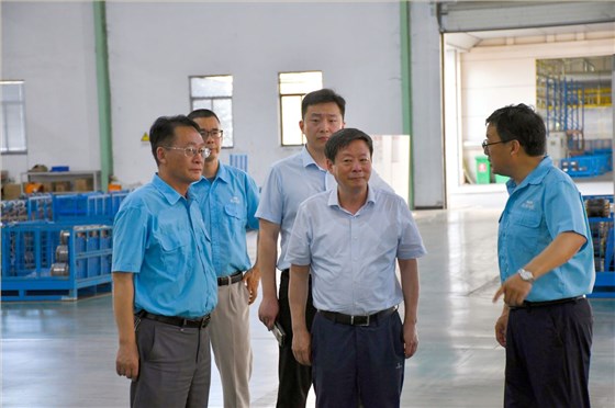 中機企協常務副會長楊一平來皖南電機調研指導
