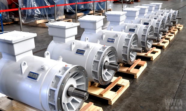 整裝待發的盾構機掘進盤主驅動電機 整裝待發的盾構機掘進盤主驅動電機